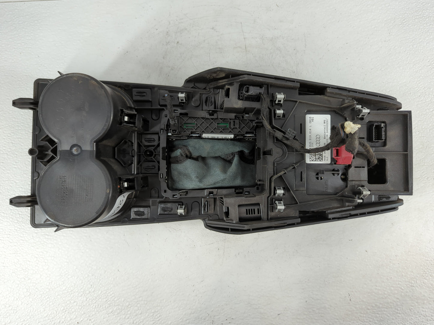 2015-2018 Audi A3 Am Fm Cd Player Radio Receiver - Oemusedautoparts1.com