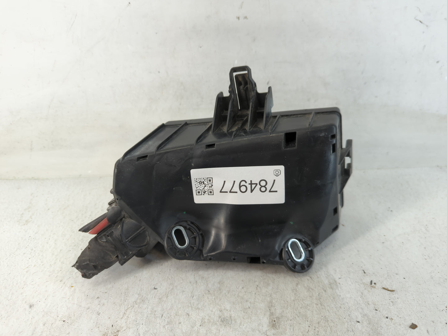 2015-2018 Audi A3 Fusebox Fuse Box Panel Relay Module P/N:6351-2386 Fits Fits 2015 2016 2017 2018 2019 2020 2021 OEM Used Au