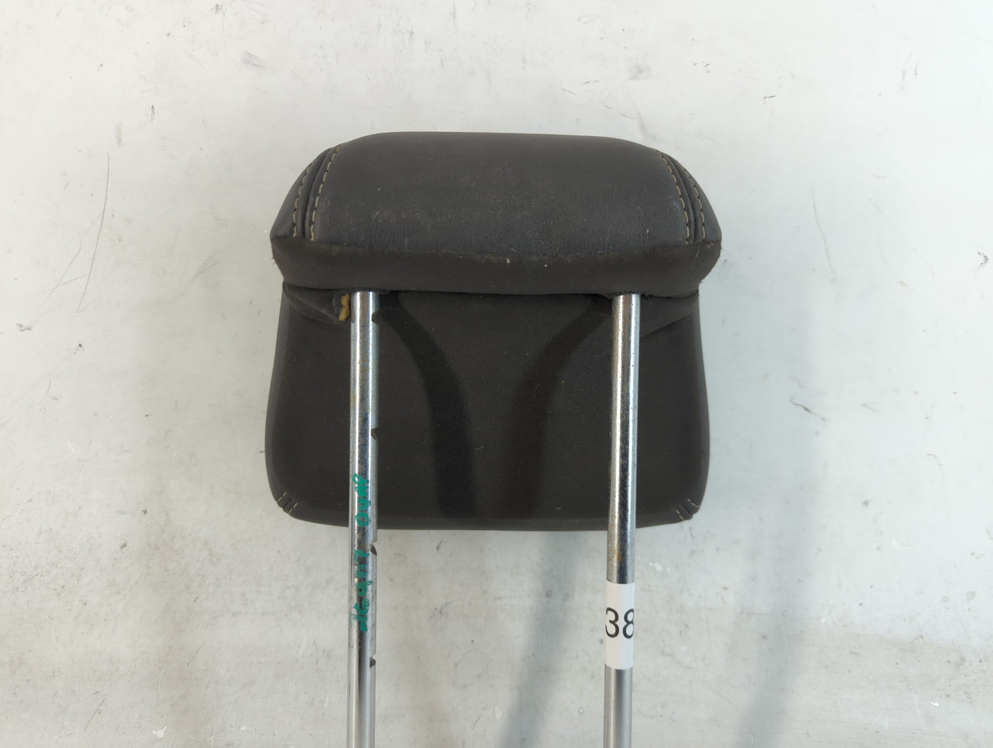 2015-2018 Audi A3 Headrest Head Rest Rear Seat Fits Fits 2015 2016 2017 2018 OEM Used Auto Parts - Oemusedautoparts1.com