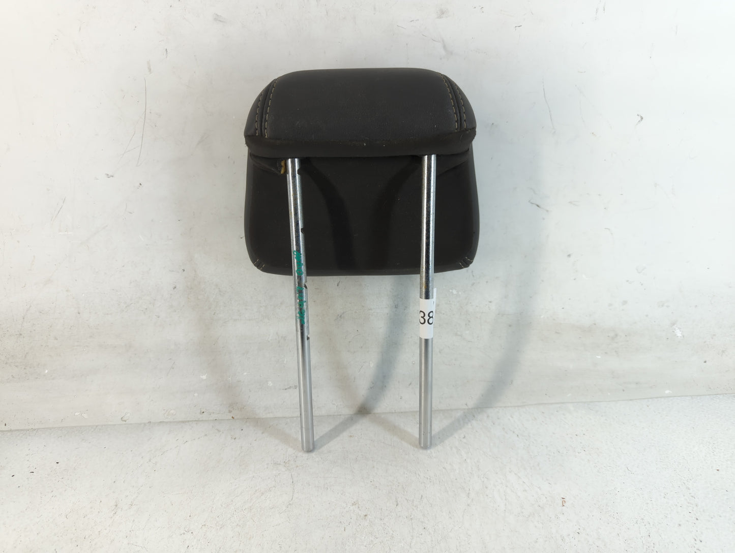 2015-2018 Audi A3 Headrest Head Rest Rear Seat Fits Fits 2015 2016 2017 2018 OEM Used Auto Parts - Oemusedautoparts1.com