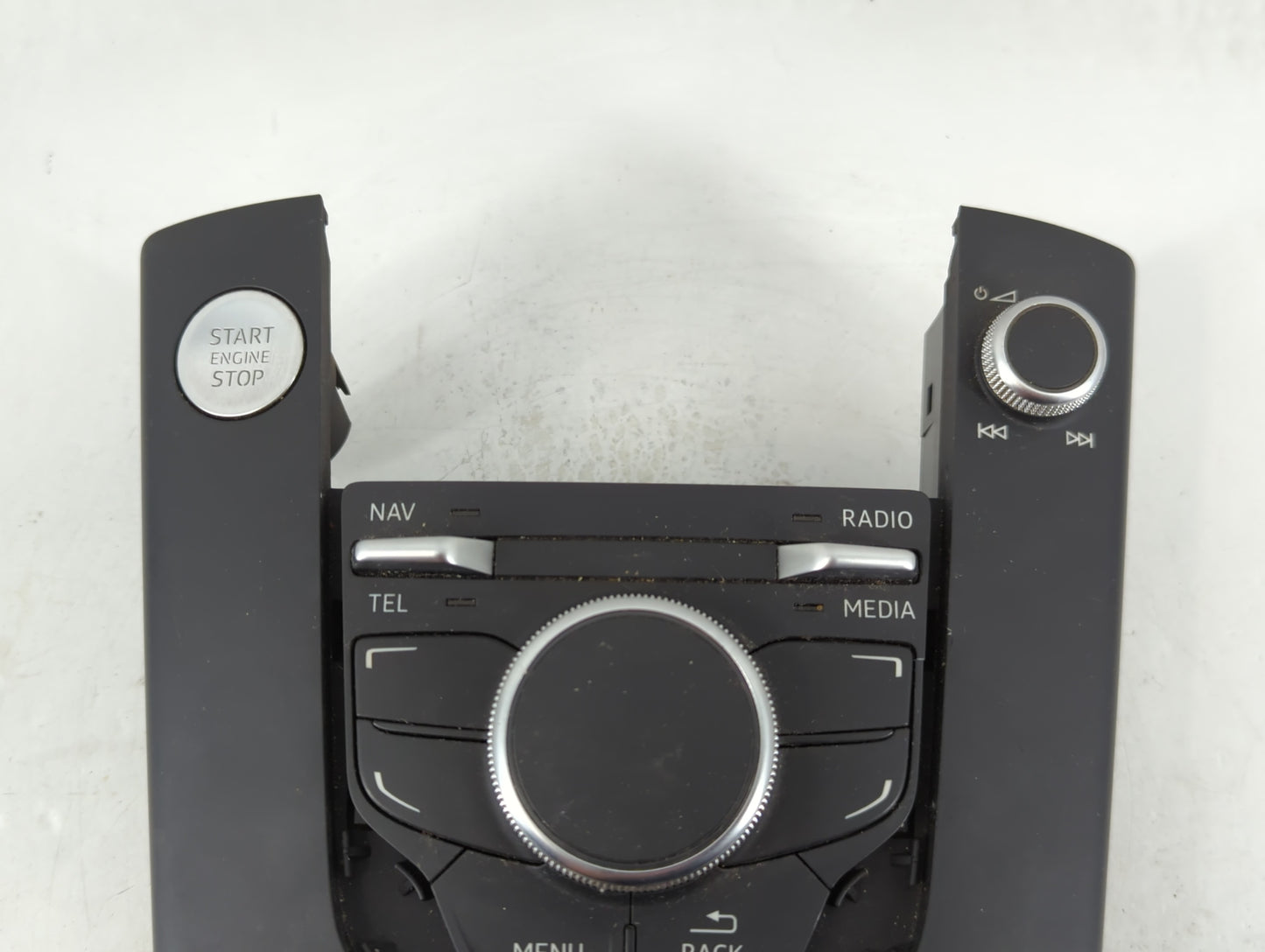 2015 Audi A3 Radio AM FM Cd Player Receiver Replacement P/N:8V0 919 614 C Fits OEM Used Auto Parts - Oemusedautoparts1.com