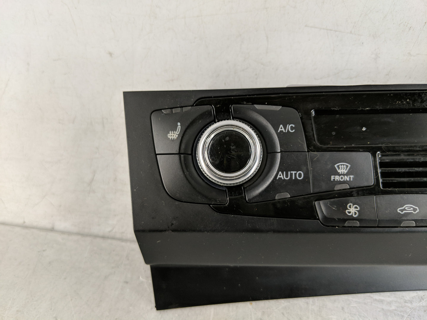 2013-2016 Audi A4 Climate Control Module Temperature AC/Heater Replacement P/N:8K1 820 043 AQ Fits Fits 2013 2014 2015 2016 