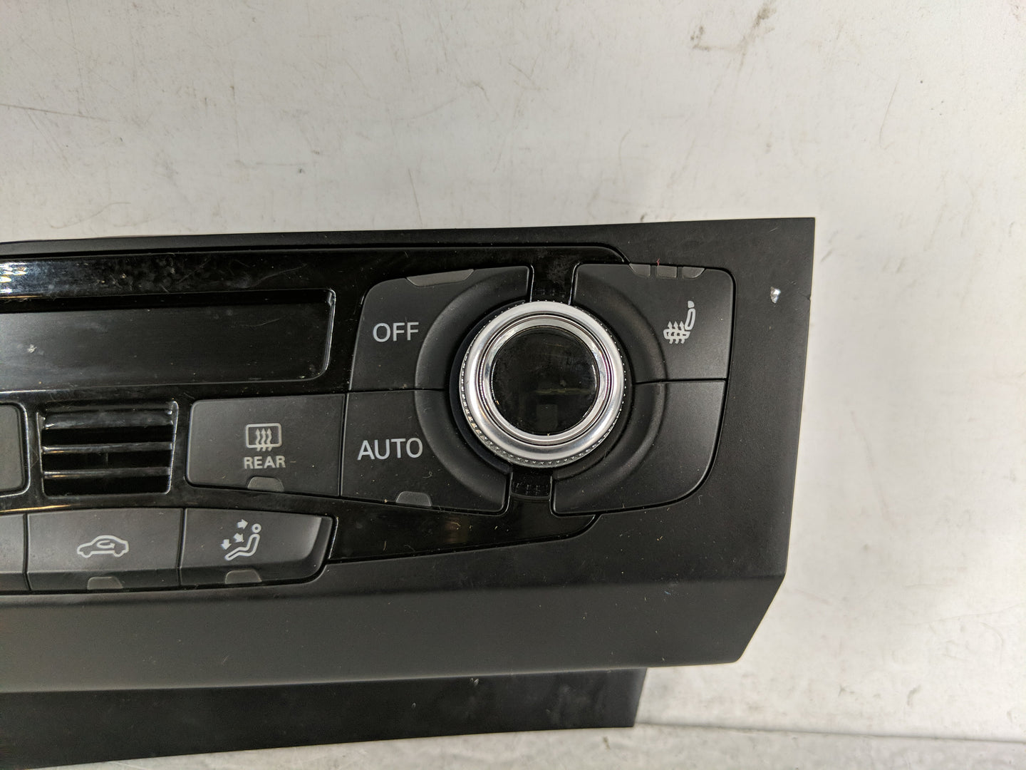 2013-2016 Audi A4 Climate Control Module Temperature AC/Heater Replacement P/N:8K1 820 043 AQ Fits Fits 2013 2014 2015 2016 