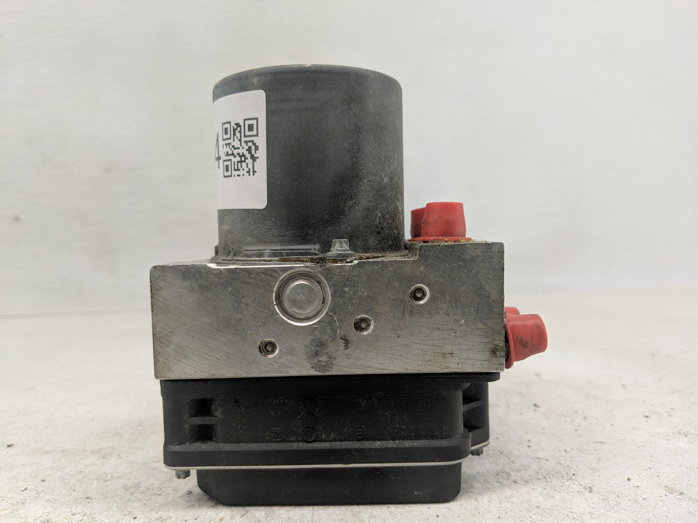 2014-2016 Audi A4 ABS Pump Control Module Replacement P/N:8K0 907 379 CP Fits Fits 2014 2015 2016 OEM Used Auto Parts - Oemu