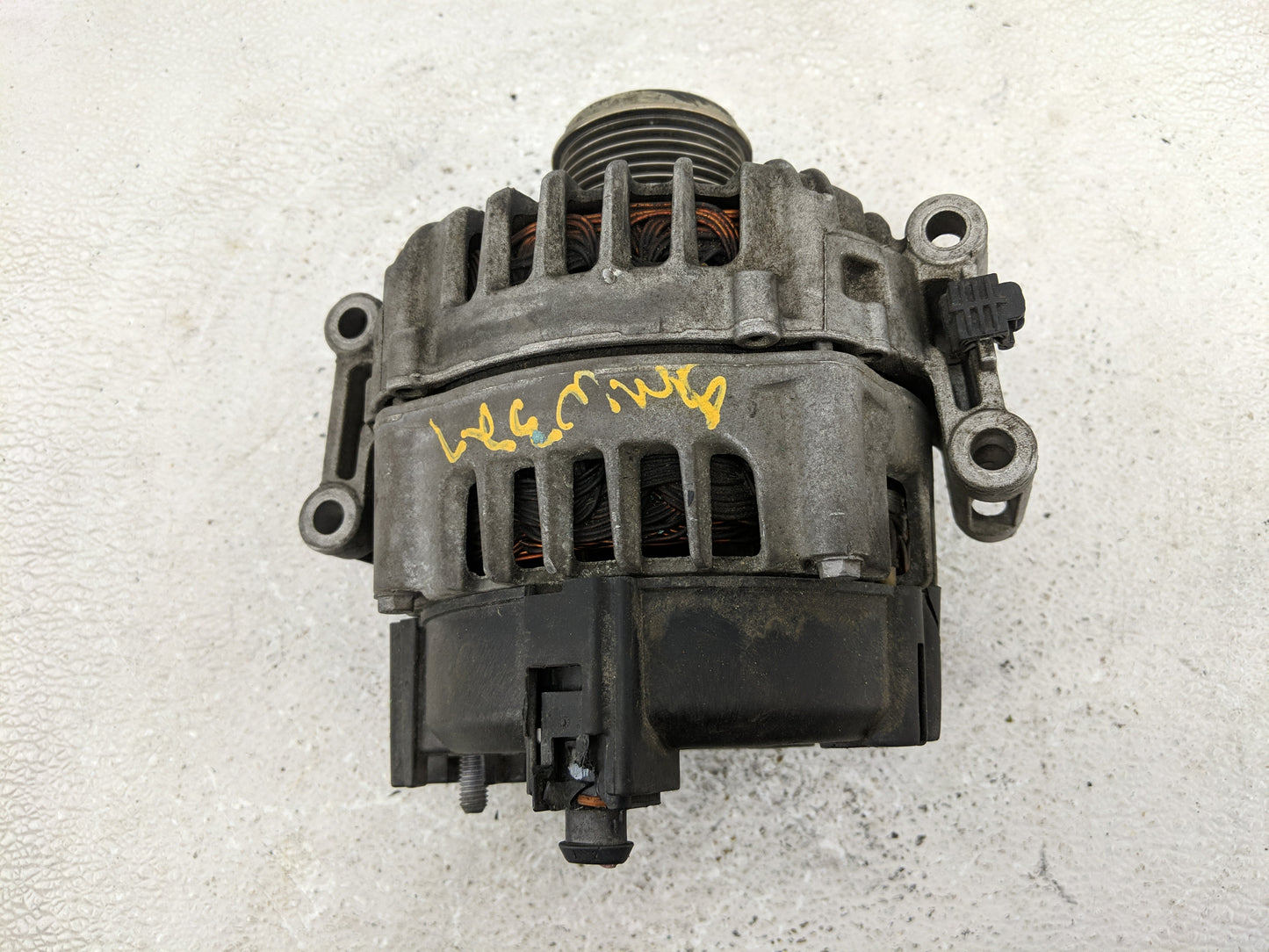 2013-2016 Audi A4 Alternator Replacement Generator Charging Assembly Engine OEM P/N:06H 903 017 K Fits OEM Used Auto Parts -