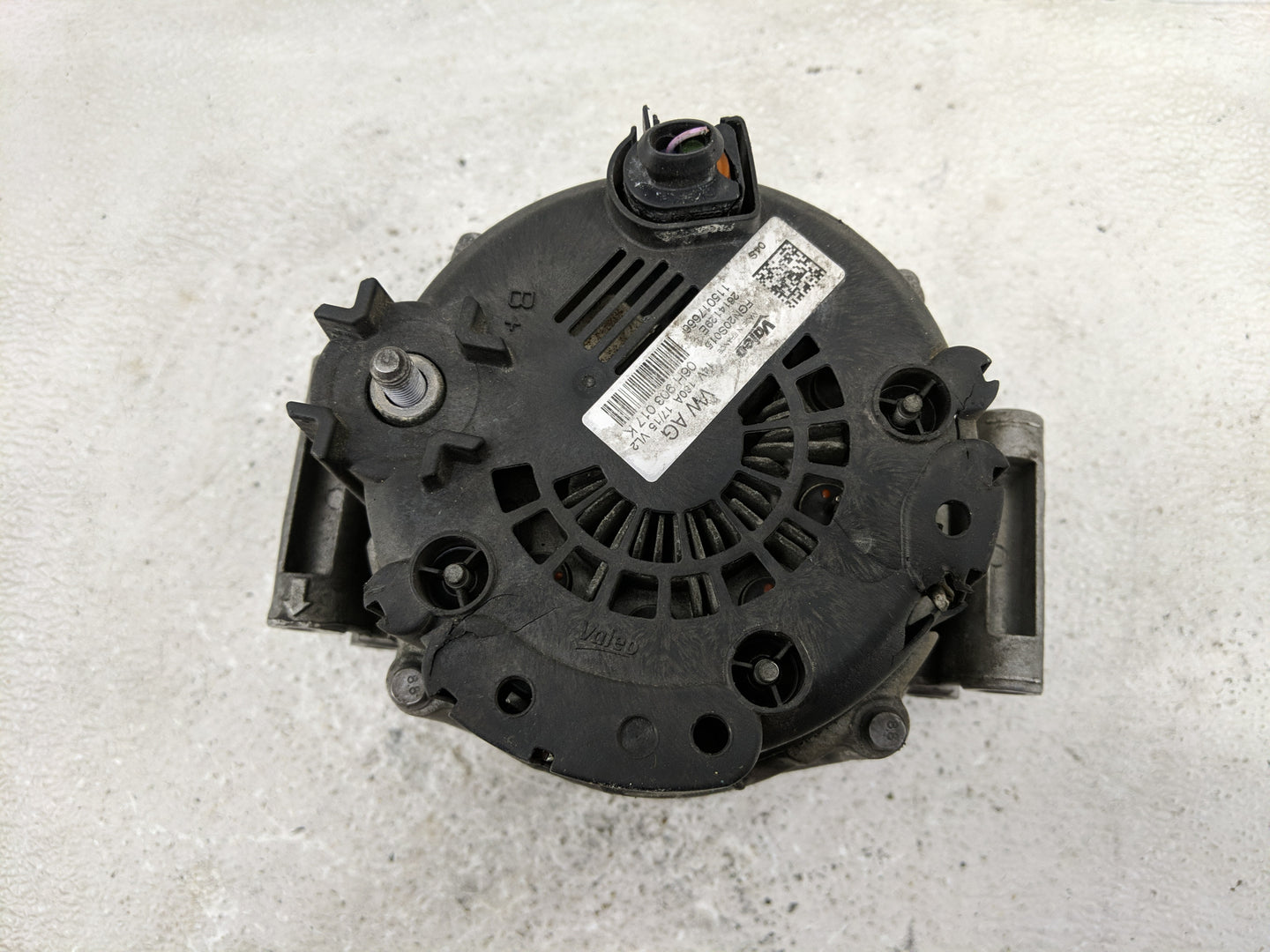 2013-2016 Audi A4 Alternator Replacement Generator Charging Assembly Engine OEM P/N:06H 903 017 K Fits OEM Used Auto Parts -