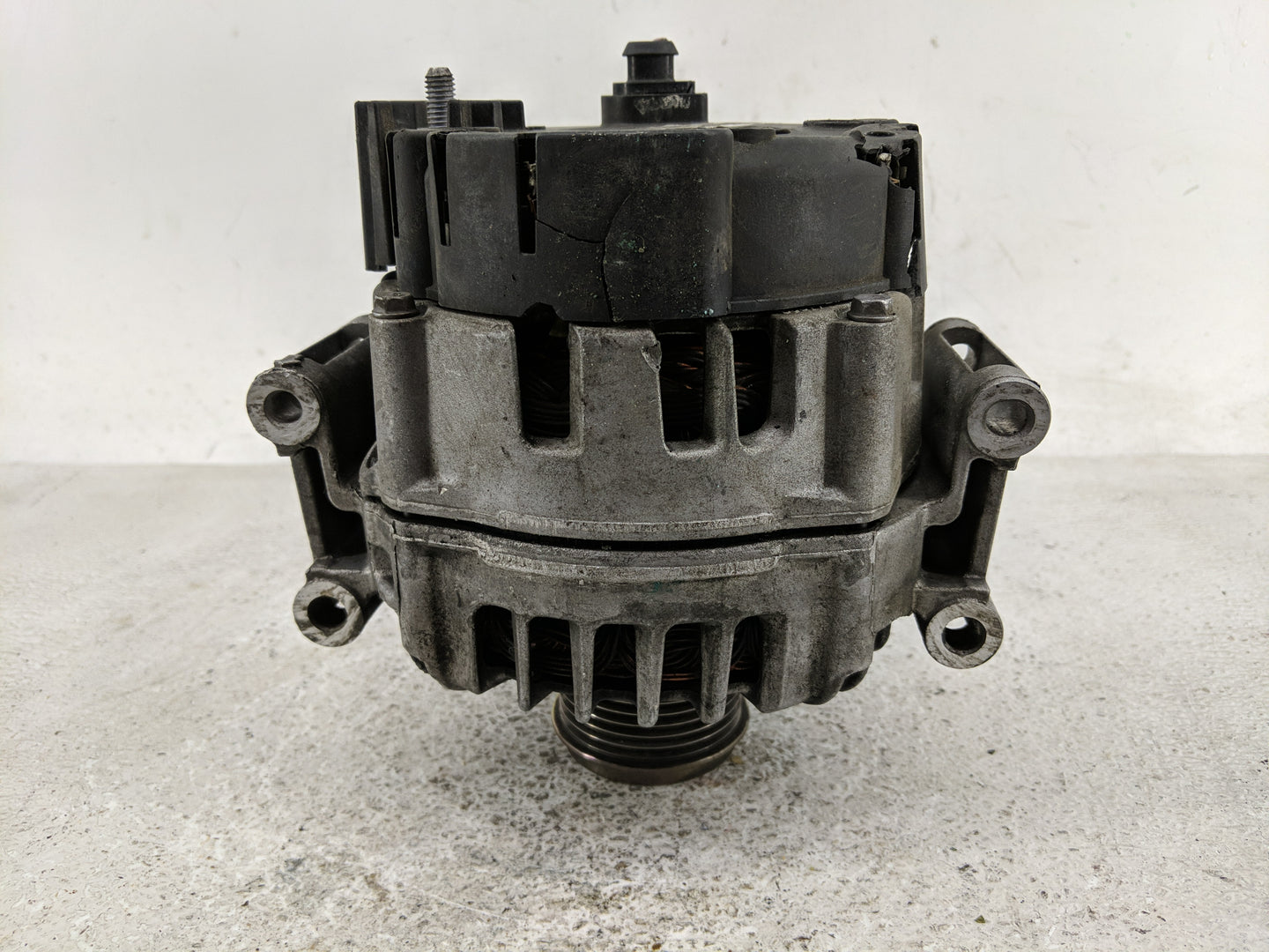 2013-2016 Audi A4 Alternator Replacement Generator Charging Assembly Engine OEM P/N:06H 903 017 K Fits OEM Used Auto Parts -