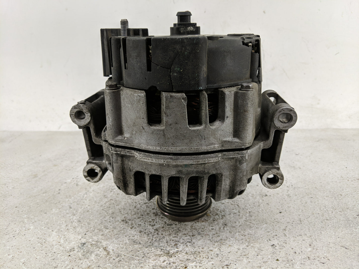 2013-2016 Audi A4 Alternator Replacement Generator Charging Assembly Engine OEM P/N:06H 903 017 K Fits OEM Used Auto Parts -
