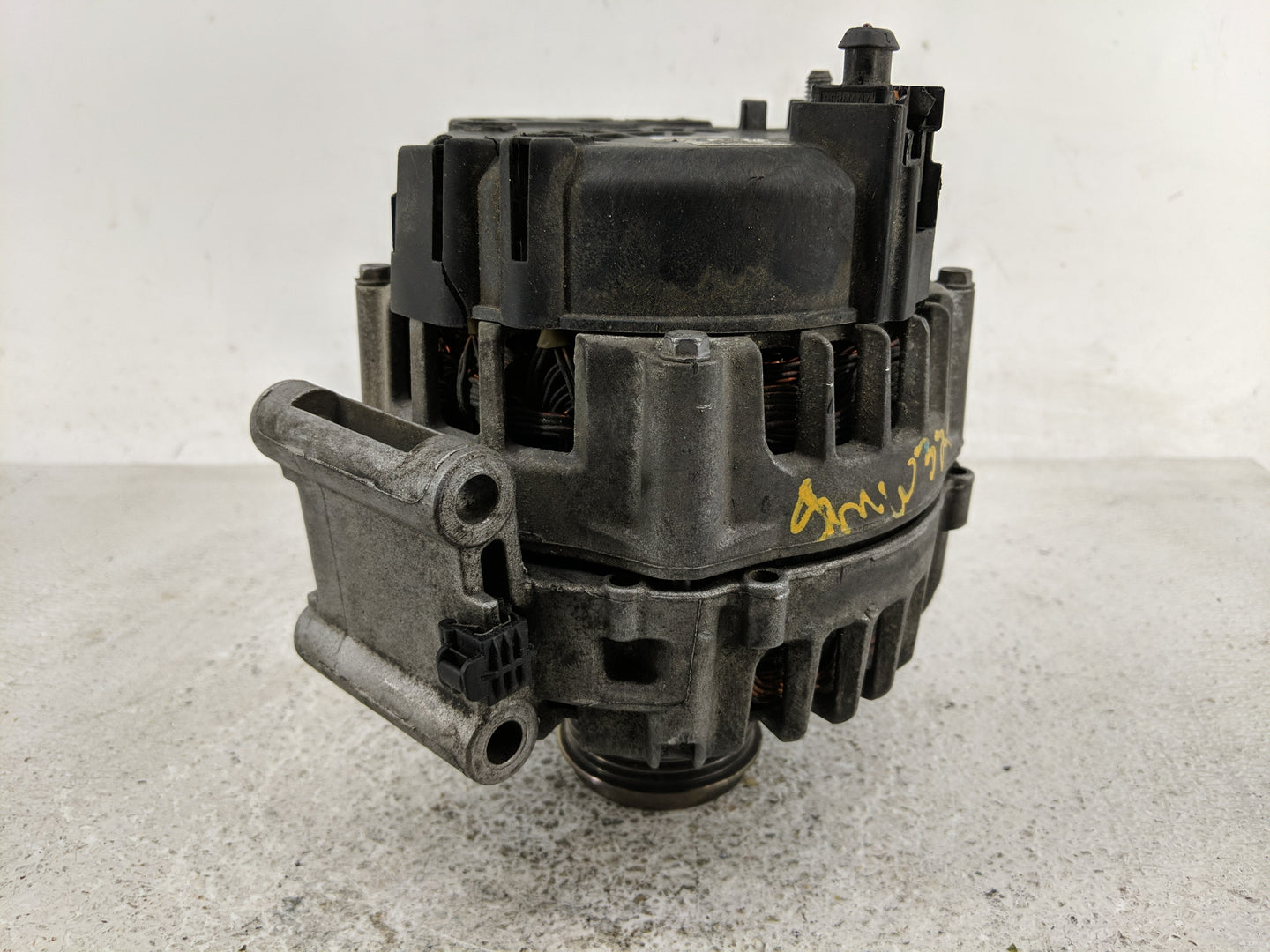 2013-2016 Audi A4 Alternator Replacement Generator Charging Assembly Engine OEM P/N:06H 903 017 K Fits OEM Used Auto Parts -