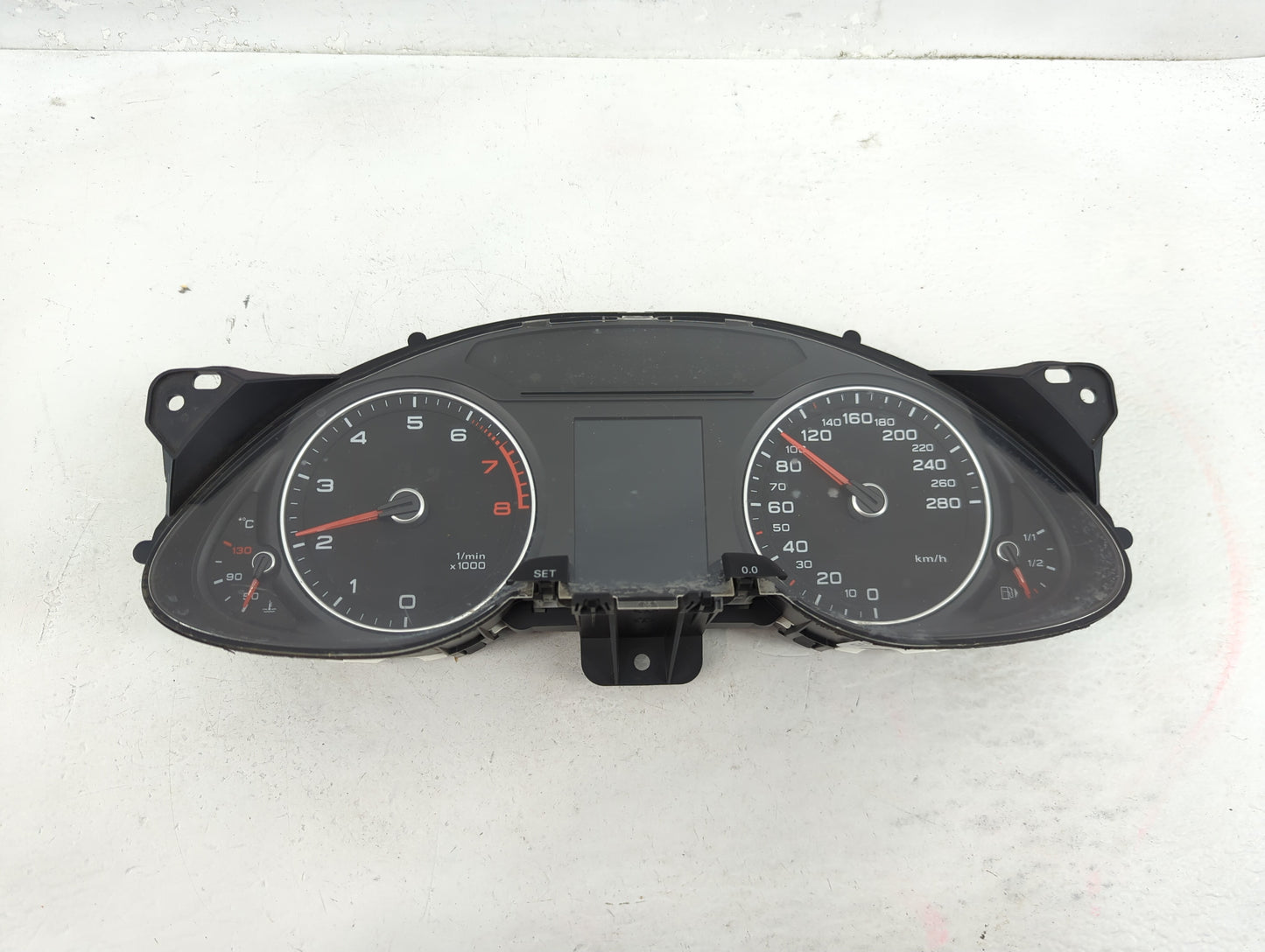 2015-2016 Audi A4 Instrument Cluster Speedometer Gauges P/N:8K0920901P Fits Fits 2015 2016 OEM Used Auto Parts - Oemusedauto