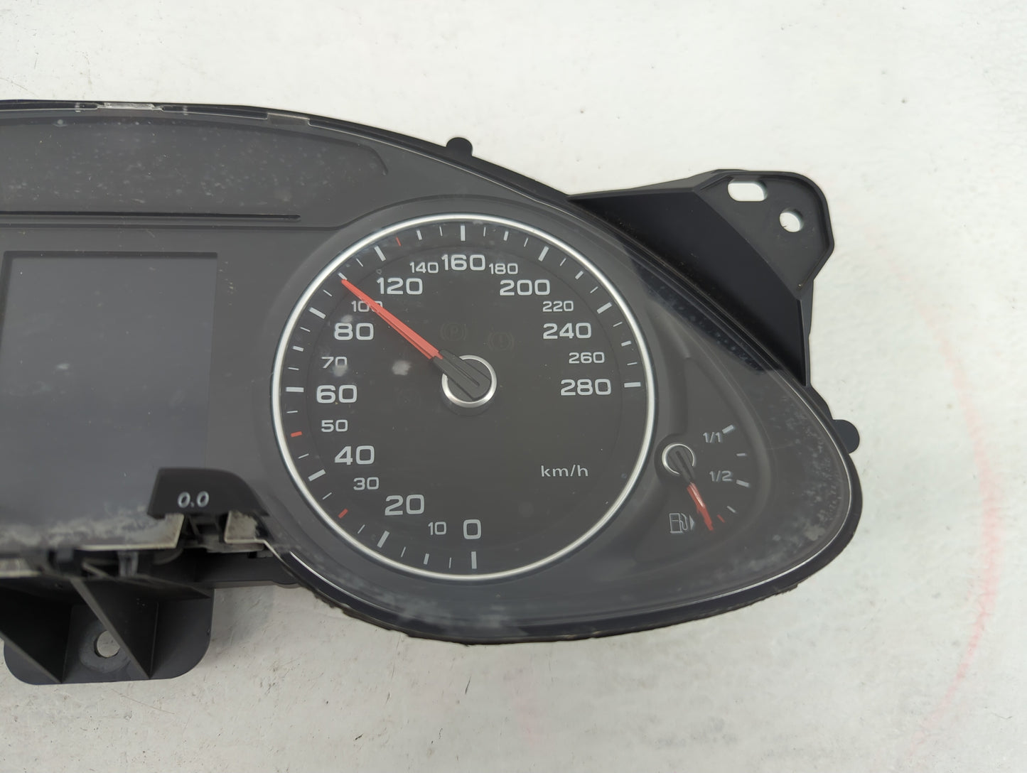 2015-2016 Audi A4 Instrument Cluster Speedometer Gauges P/N:8K0920901P Fits Fits 2015 2016 OEM Used Auto Parts - Oemusedauto