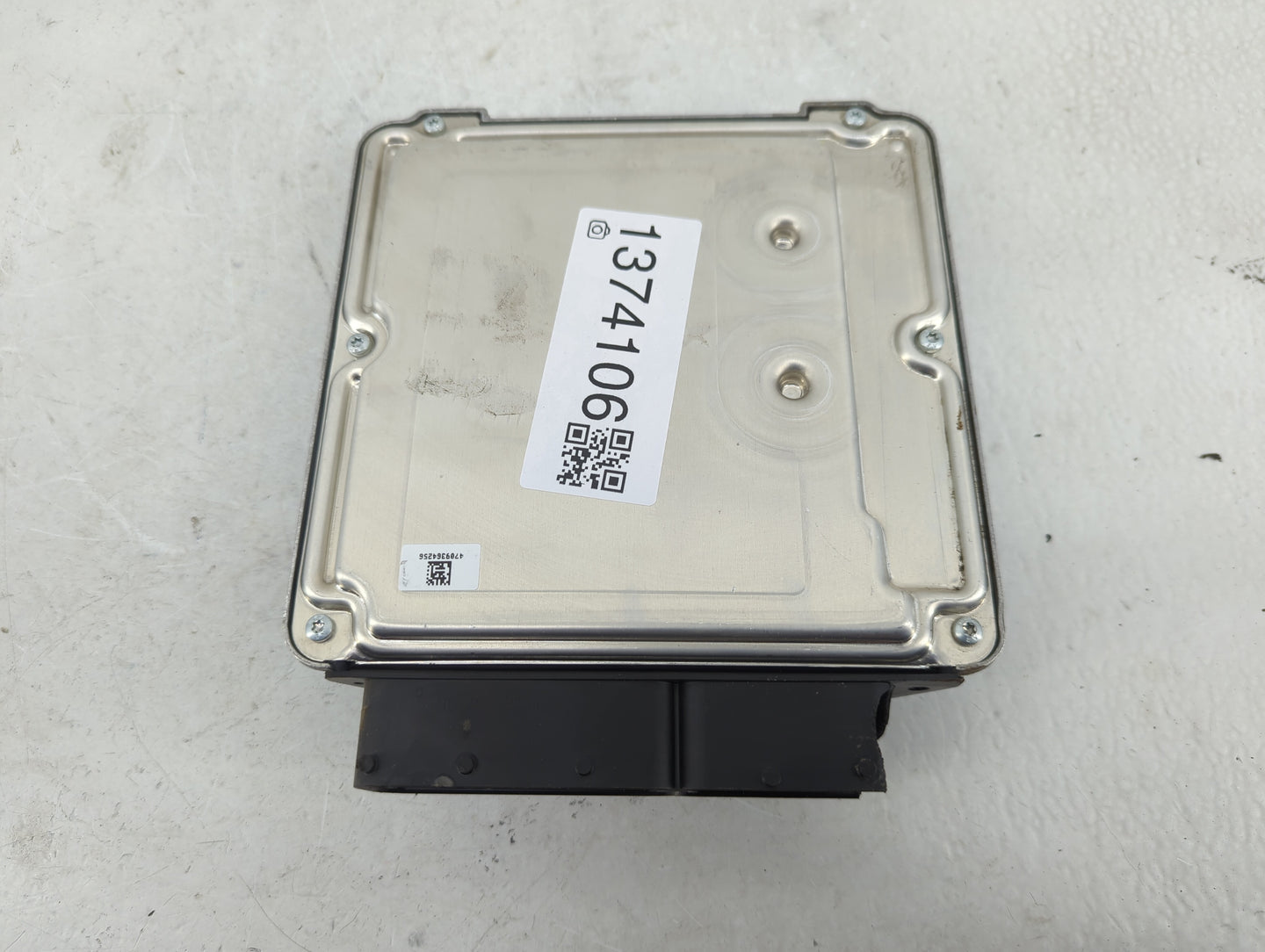 2015 Audi A4 PCM Engine Control Computer ECU ECM PCU OEM P/N:8K5907115N Fits OEM Used Auto Parts - Oemusedautoparts1.com