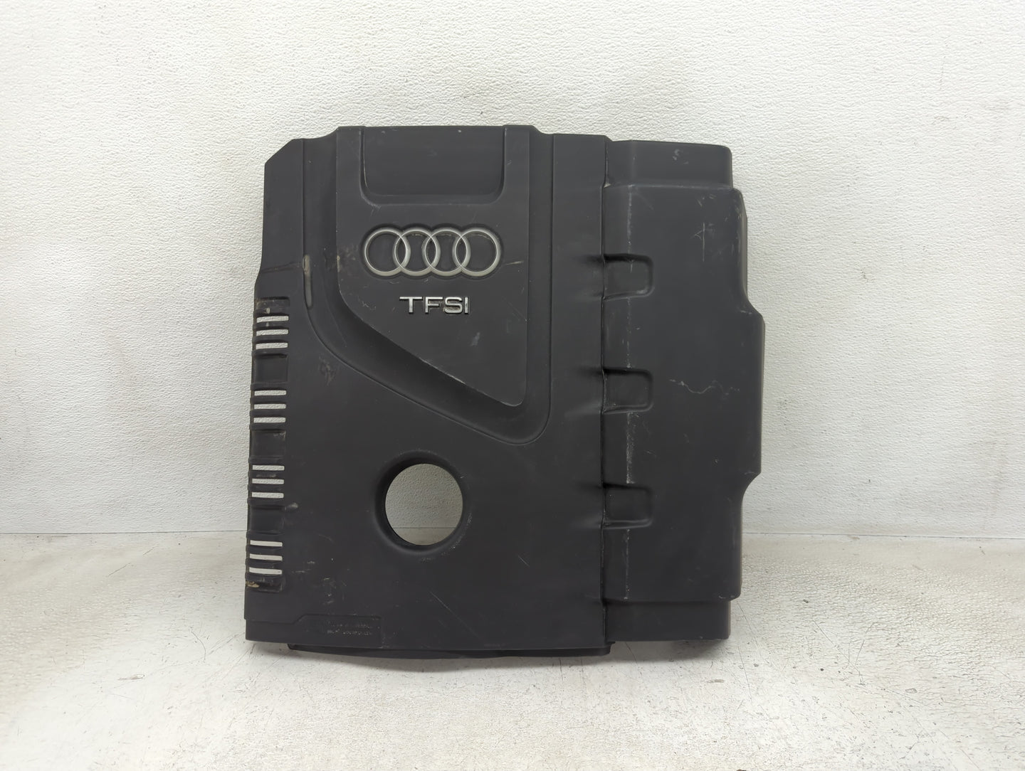 2015 Audi A4 Engine Cover - Oemusedautoparts1.com