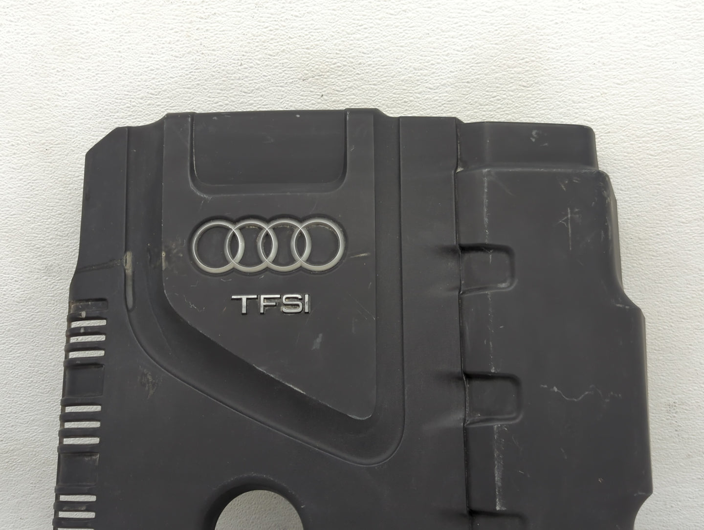 2015 Audi A4 Engine Cover - Oemusedautoparts1.com