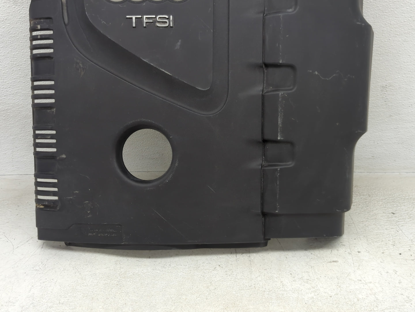 2015 Audi A4 Engine Cover - Oemusedautoparts1.com