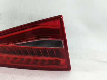 2013-2016 Audi A4 Tail Light Assembly Passenger Right OEM P/N:8K5 945 093 AD Fits Fits 2013 2014 2015 2016 OEM Used Auto Parts