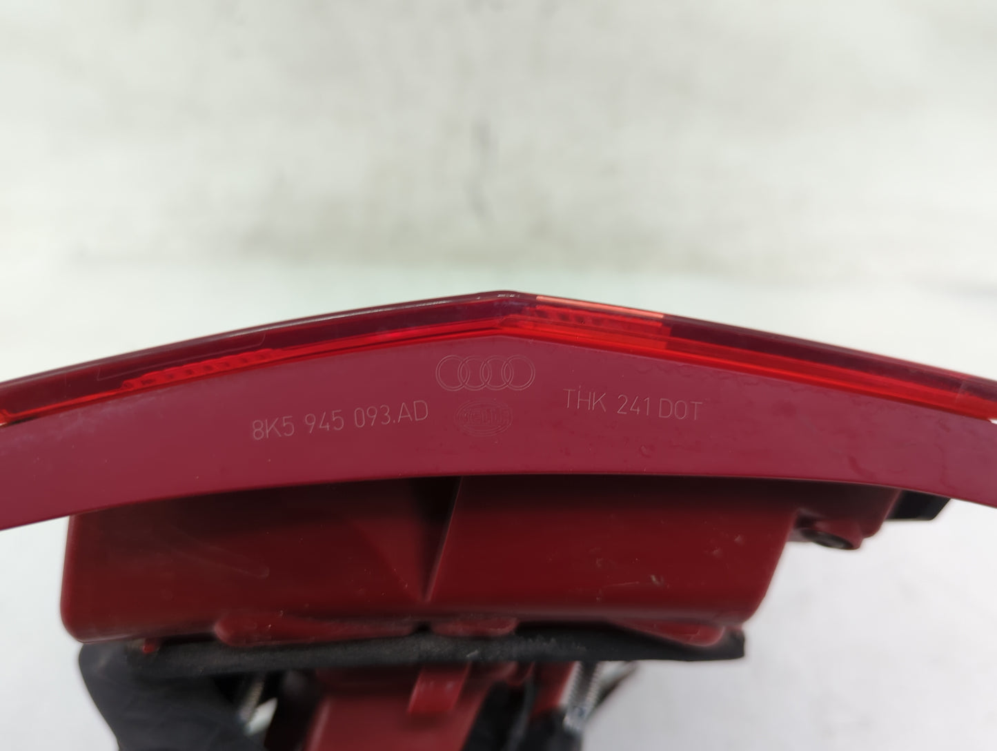 2013-2016 Audi A4 Tail Light Assembly Passenger Right OEM P/N:8K5 945 093 AD Fits Fits 2013 2014 2015 2016 OEM Used Auto Par