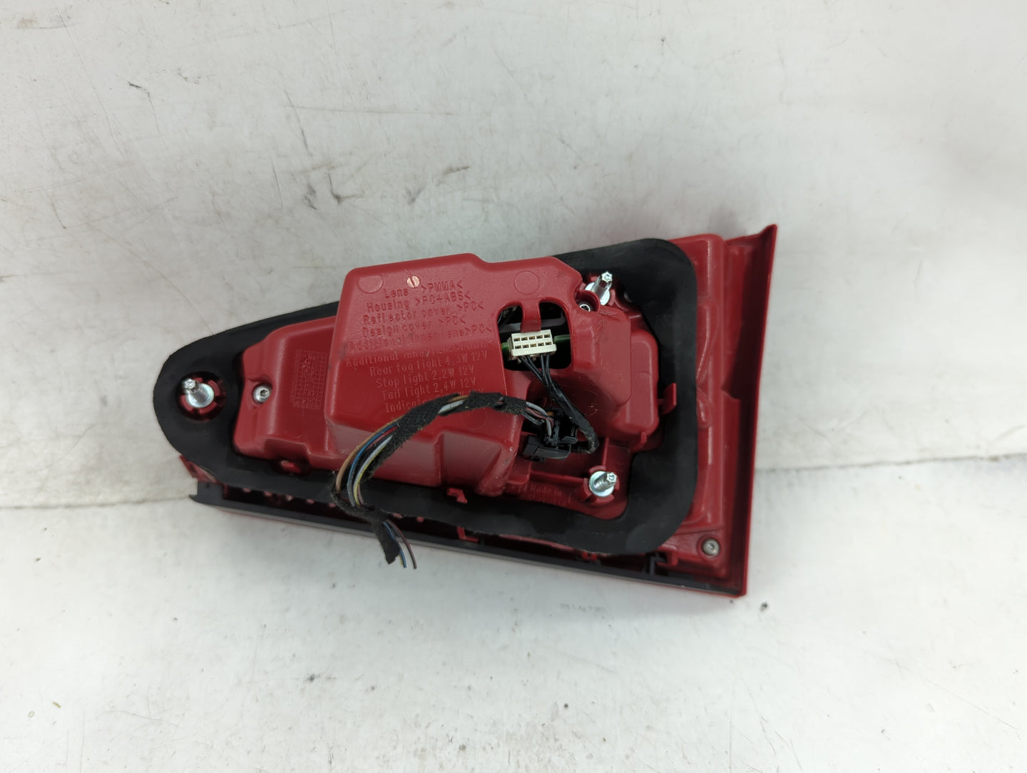 2013-2016 Audi A4 Tail Light Assembly Passenger Right OEM P/N:8K5 945 093 AD Fits Fits 2013 2014 2015 2016 OEM Used Auto Par