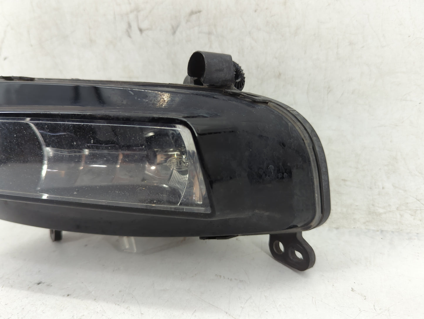 2013-2016 Audi A4 Driver Left Oem Front Light Lamp - Oemusedautoparts1.com