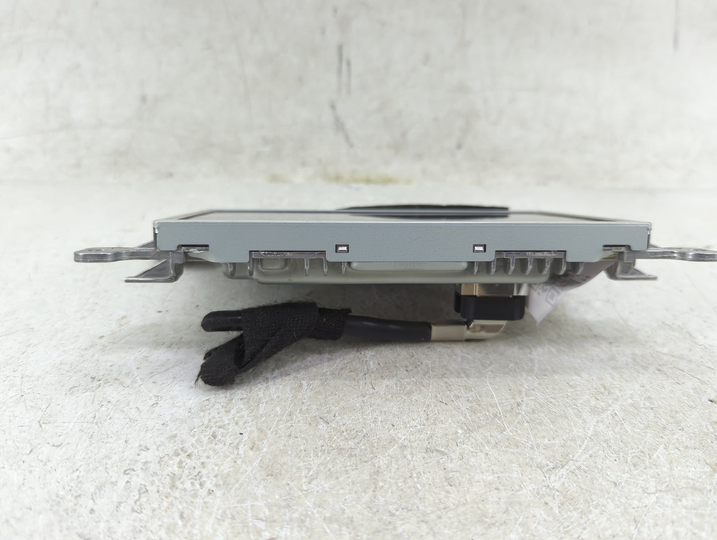 2009-2016 Audi A4 Information Display Screen - Oemusedautoparts1.com