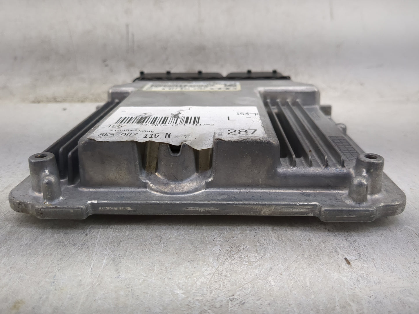 2015 Audi A4 PCM Engine Control Computer ECU ECM PCU OEM P/N:8K5907115N 0261S09830, 8K2907115L Fits OEM Used Auto Parts - Oe