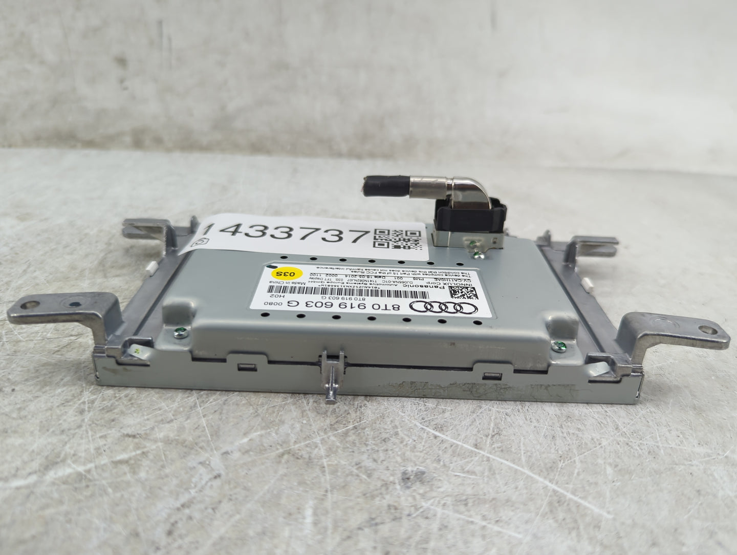 2009-2016 Audi A4 Information Display Screen - Oemusedautoparts1.com