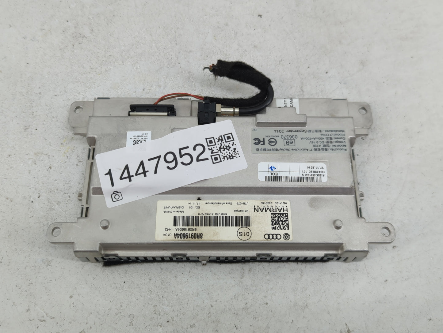 2009-2016 Audi A4 Information Display Screen - Oemusedautoparts1.com