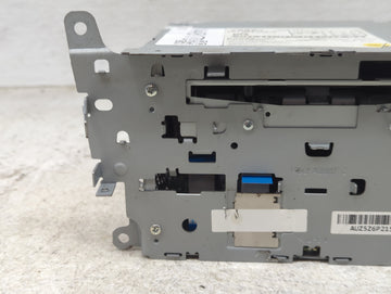 2013-2016 Audi A4 Radio AM FM Cd Player Receiver Replacement P/N:8R1035186Q CQ-JA14E2AE Fits Fits 2013 2014 2015 2016 OEM Used Auto Parts