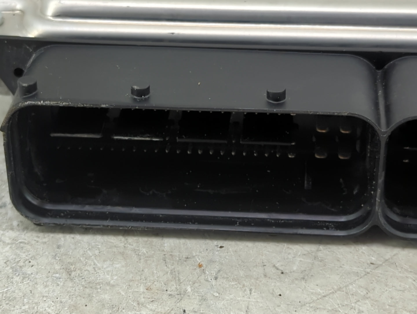 2014-2015 Audi A4 PCM Engine Control Computer ECU ECM PCU OEM P/N:8K5907115M 0261S09829, 8K2907115L Fits Fits 2014 2015 OEM 