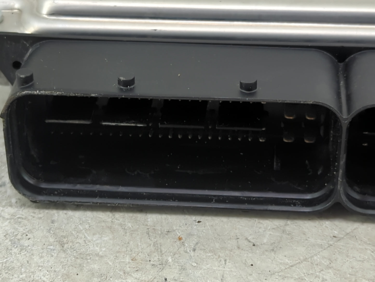 2014-2015 Audi A4 PCM Engine Control Computer ECU ECM PCU OEM P/N:8K5907115M 0261S09829, 8K2907115L Fits Fits 2014 2015 OEM 