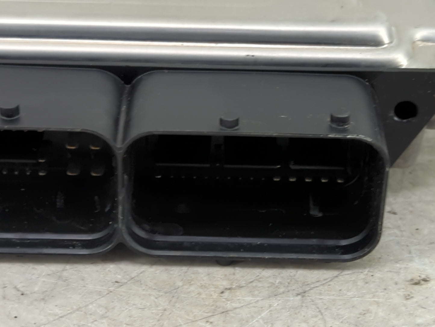 2014-2015 Audi A4 PCM Engine Control Computer ECU ECM PCU OEM P/N:8K5907115M 0261S09829, 8K2907115L Fits Fits 2014 2015 OEM 