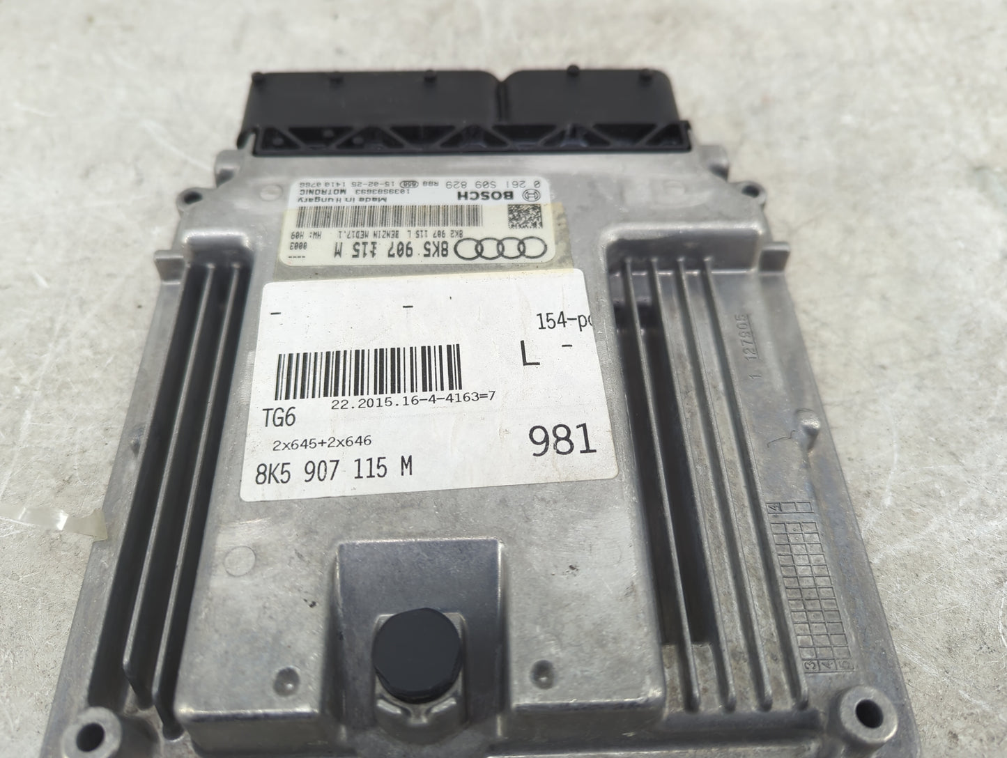 2014-2015 Audi A4 PCM Engine Control Computer ECU ECM PCU OEM P/N:8K5907115M 0261S09829, 8K2907115L Fits Fits 2014 2015 OEM 