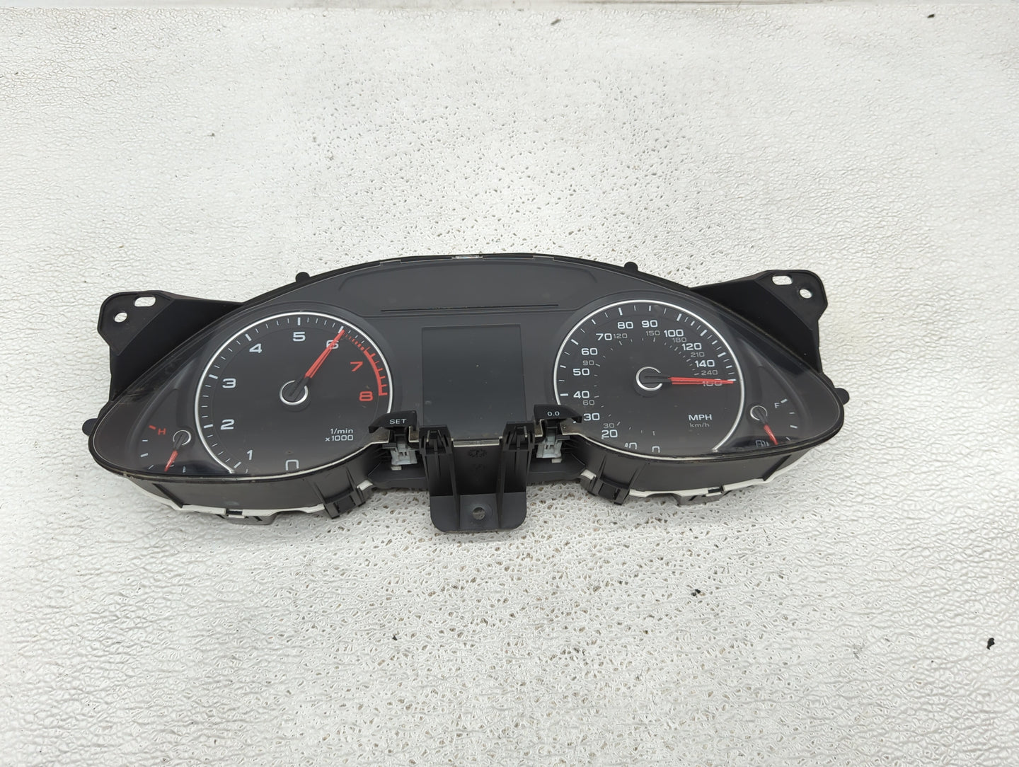 2013-2016 Audi A4 Instrument Cluster Speedometer Gauges P/N:8K0920951E 503.002.560.432 Miles:103K Fits Fits 2013 2014 2015 2