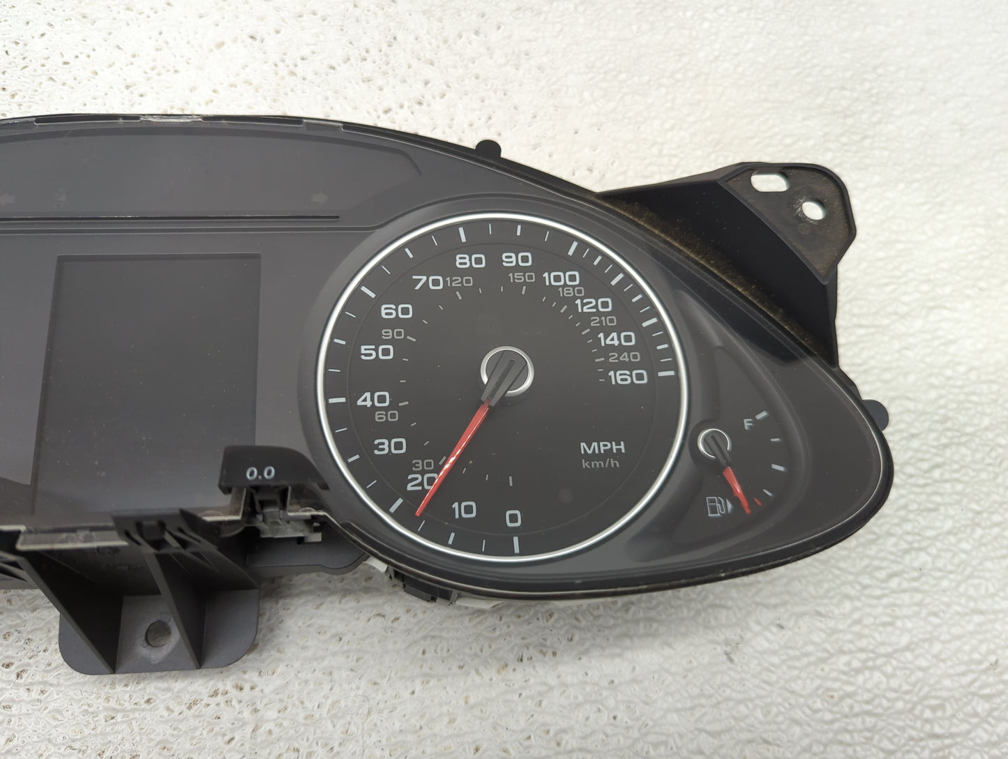 2013-2016 Audi A4 Instrument Cluster Speedometer Gauges P/N:8K0920983F 580002561332, AUDI0852745AH Fits Fits 2013 2014 2015 