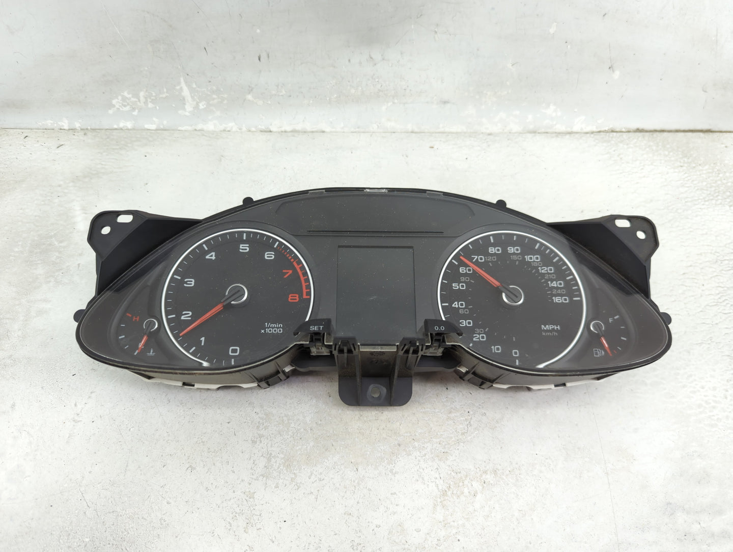 2013-2016 Audi A4 Instrument Cluster Speedometer Gauges P/N:8K0920983F 503.002.561.331 Miles:59K Fits Fits 2013 2014 2015 20