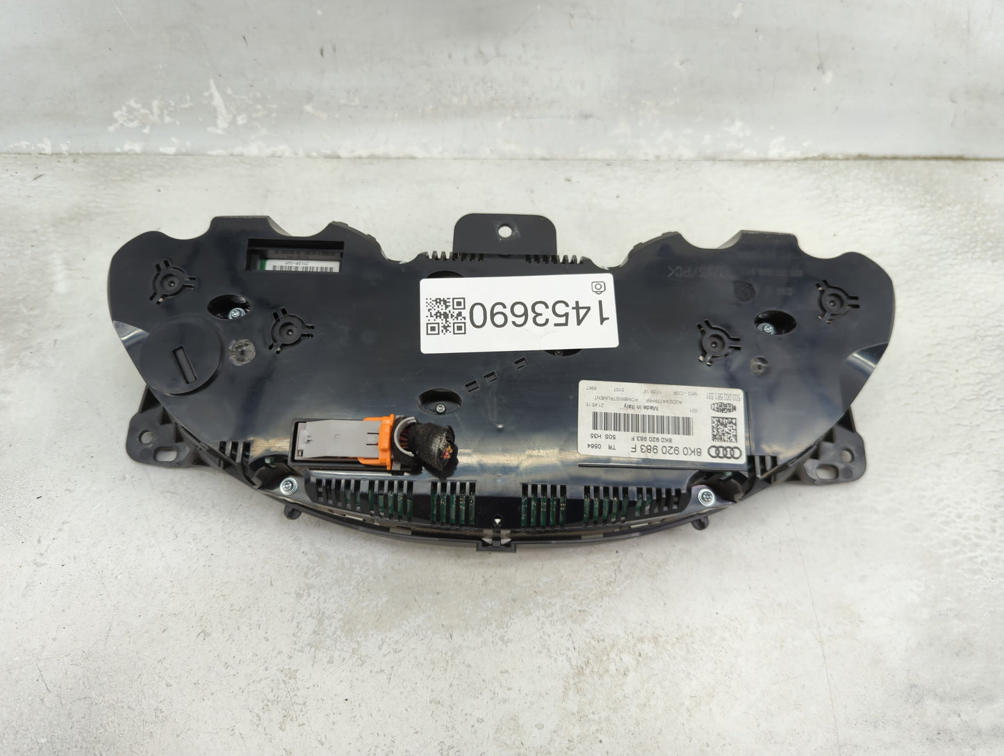 2013-2016 Audi A4 Instrument Cluster Speedometer Gauges P/N:8K0920983F 503.002.561.331 Miles:59K Fits Fits 2013 2014 2015 20