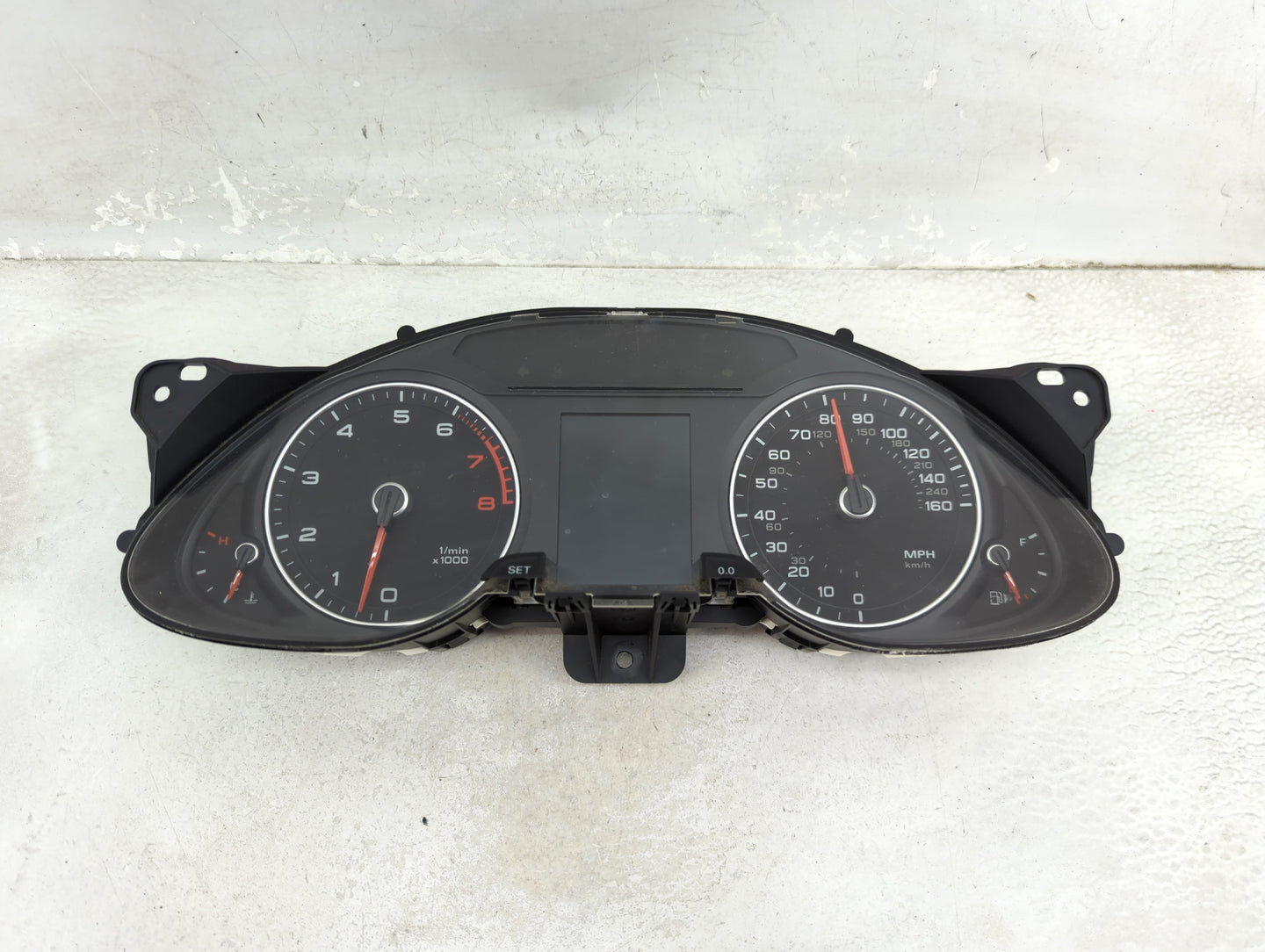 2013-2016 Audi A4 Instrument Cluster Speedometer Gauges P/N:8K0920951E 503002560431 Miles:117K Fits Fits 2013 2014 2015 2016