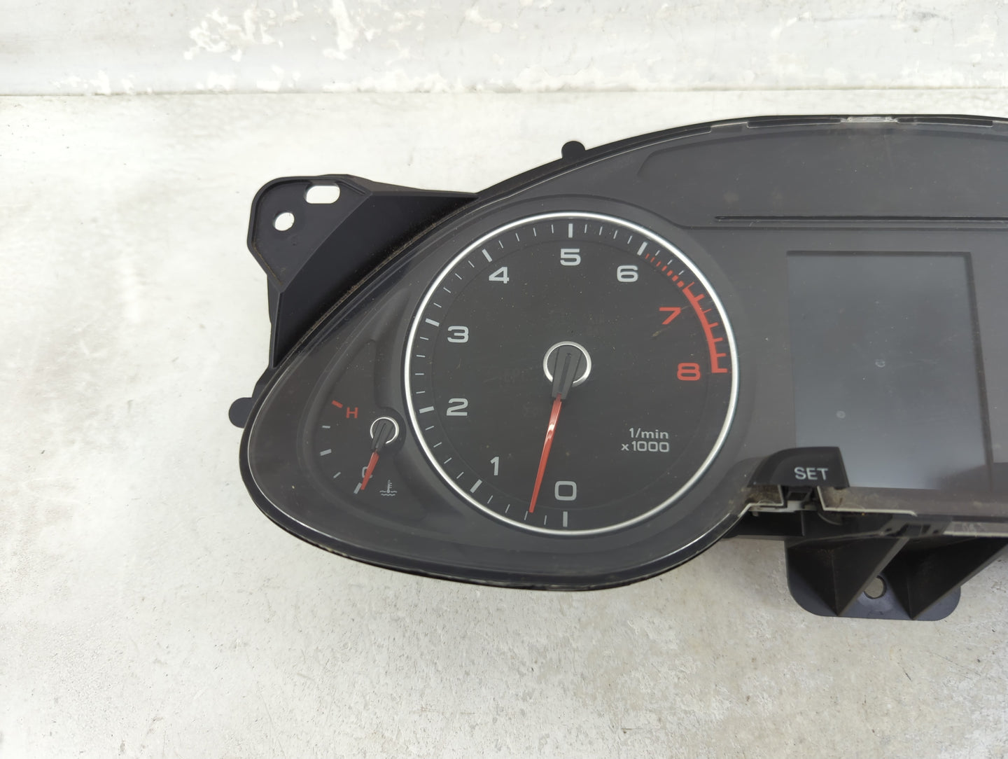 2013-2016 Audi A4 Instrument Cluster Speedometer Gauges P/N:8K0920951E 503002560431 Miles:117K Fits Fits 2013 2014 2015 2016