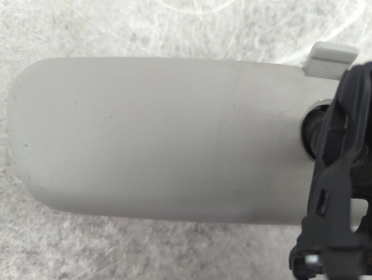2015 Audi A4 Interior Rear View Mirror Replacement OEM P/N:E1021217 Fits OEM Used Auto Parts - Oemusedautoparts1.com