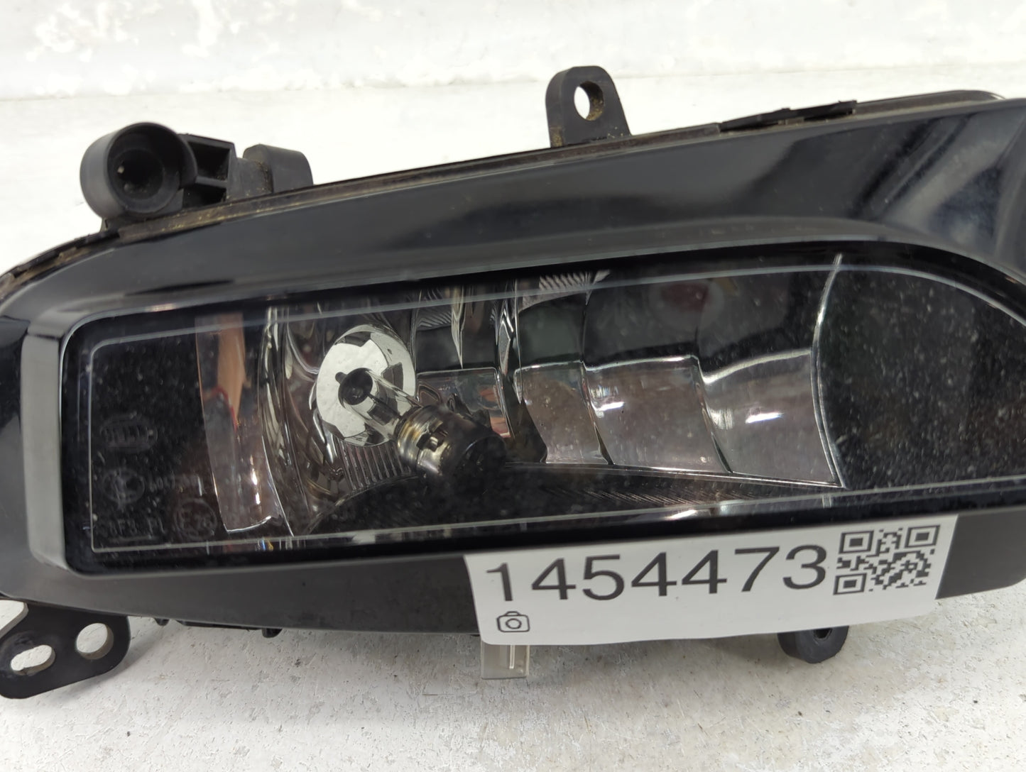2013-2016 Audi A4 Passenger Right Oem Fog Light Lamp Black 1454473 - Oemusedautoparts1.com
