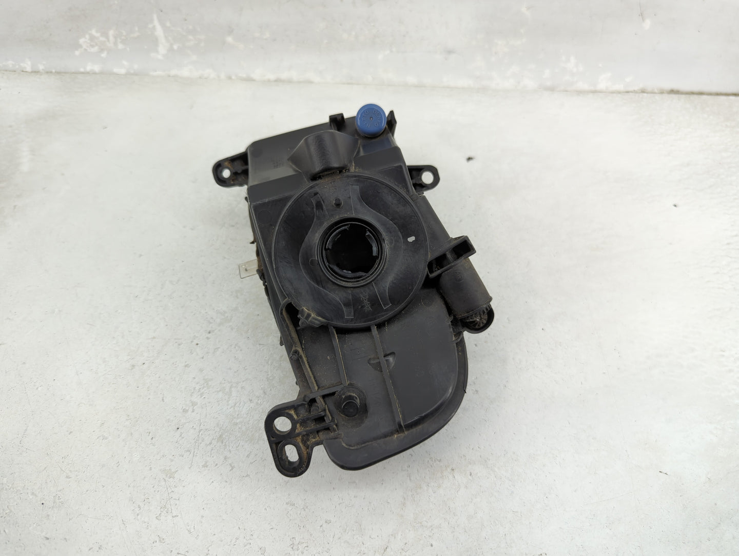 2013-2016 Audi A4 Passenger Right Oem Fog Light Lamp Black - Oemusedautoparts1.com