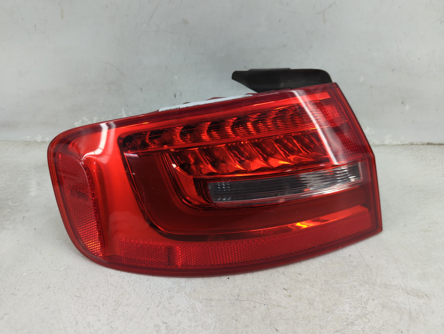 2013-2016 Audi A4 Tail Light Assembly Driver Left OEM P/N:5890 01091603 Fits Fits 2013 2014 2015 2016 OEM Used Auto Parts - 