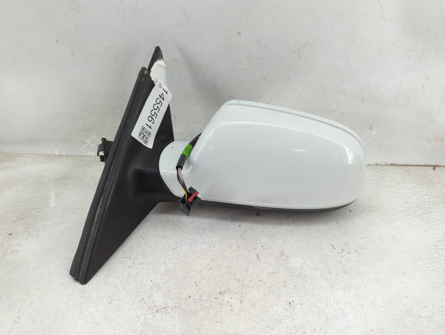 2010-2016 Audi A4 Driver Side View Mirror - Left Door Mirror OEM Used - Oemusedautoparts1.com