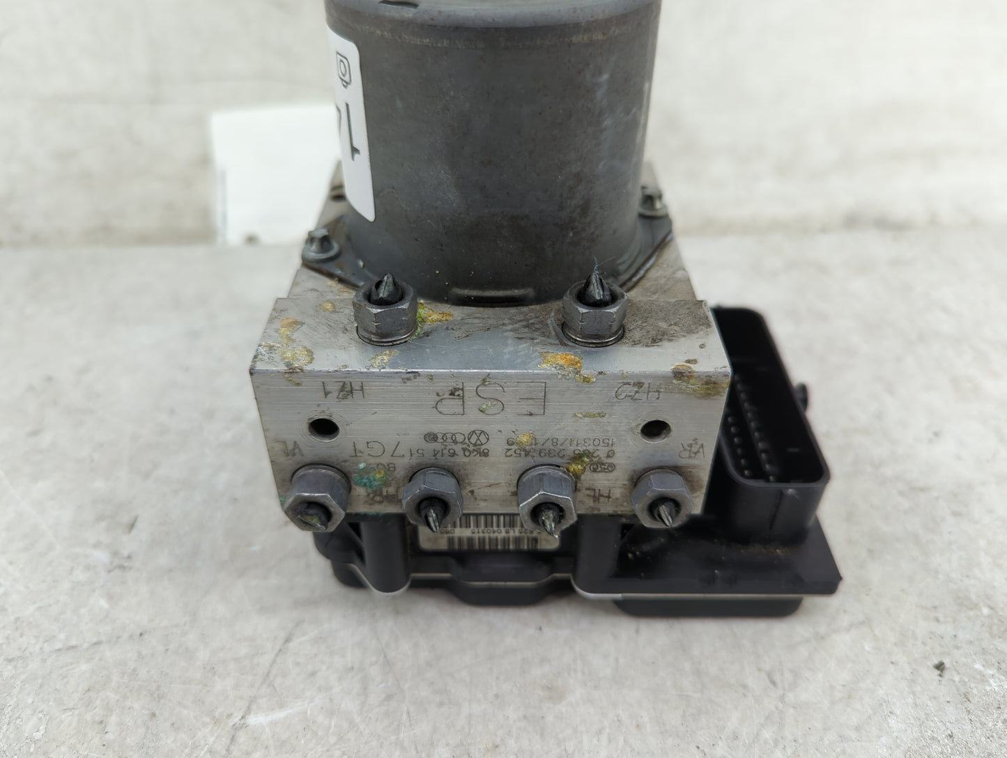 2014-2016 Audi A4 ABS Pump Control Module Replacement P/N:8K0907379CN 0265239452, 8K0614517GT Fits Fits 2014 2015 2016 OEM U