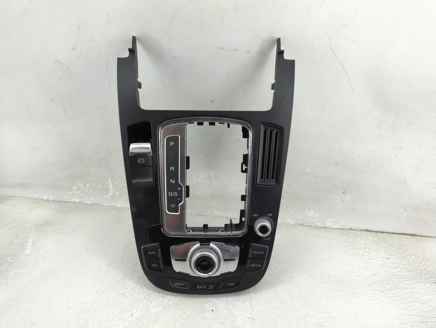 2013-2016 Audi A4 Radio AM FM Cd Player Receiver Replacement P/N:90025-521 8T0 919 K Fits Fits 2013 2014 2015 2016 2017 OEM 