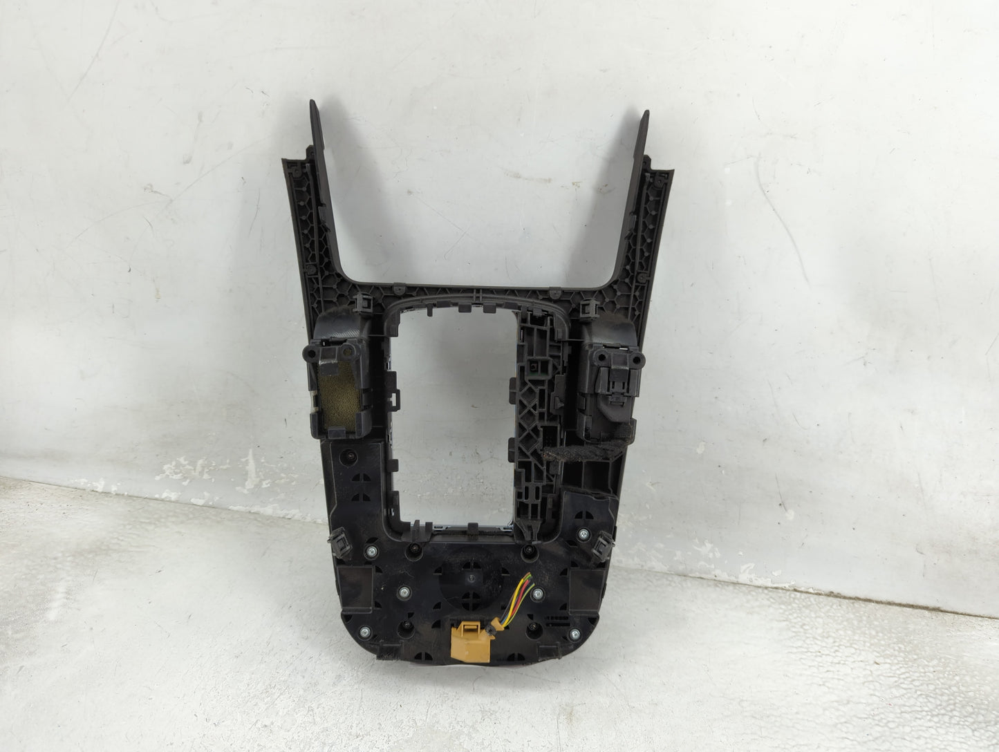 2013-2016 Audi A4 Radio AM FM Cd Player Receiver Replacement P/N:90025-521 8T0 919 K Fits Fits 2013 2014 2015 2016 2017 OEM 