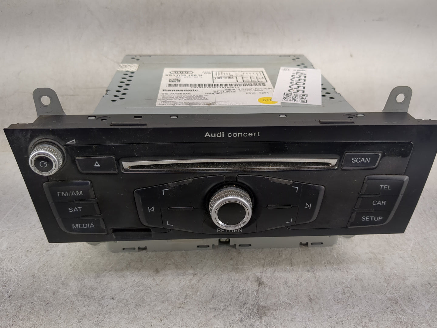 2013-2016 Audi A4 Radio AM FM Cd Player Receiver Replacement P/N:8R1035186Q CQ-JA12E6AE Fits Fits 2013 2014 2015 2016 OEM Us