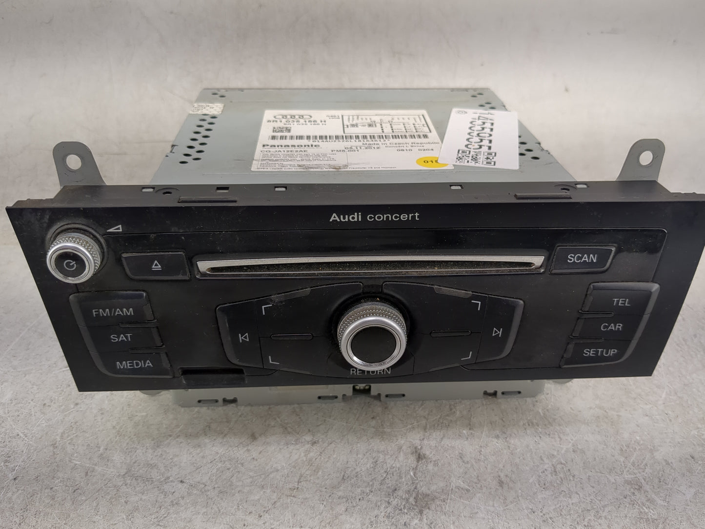 2013-2016 Audi A4 Radio AM FM Cd Player Receiver Replacement P/N:8R1035186Q CQ-JA12E6AE Fits Fits 2013 2014 2015 2016 OEM Us