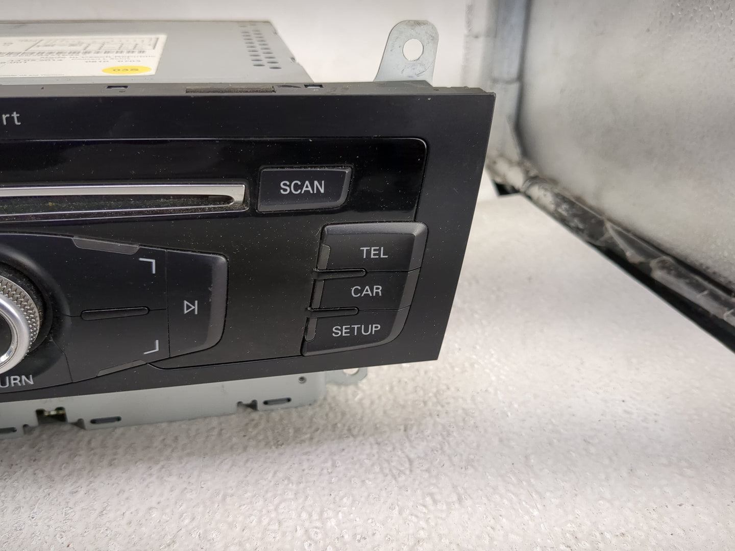 2013-2016 Audi A4 Radio AM FM Cd Player Receiver Replacement P/N:8R1035186Q CQ-JA12E6AE Fits Fits 2013 2014 2015 2016 OEM Us