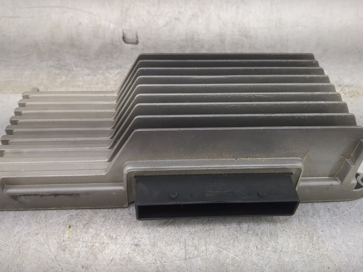2013-2016 Audi A4 Radio Speaker Amplifier 1456139 - Oemusedautoparts1.com